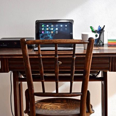 Central Budapest Apartment In Historical Building With Free Private Parking المظهر الخارجي الصورة