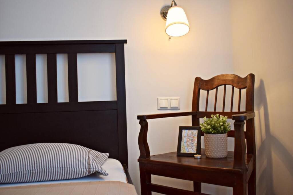 Central Budapest Apartment In Historical Building With Free Private Parking المظهر الخارجي الصورة