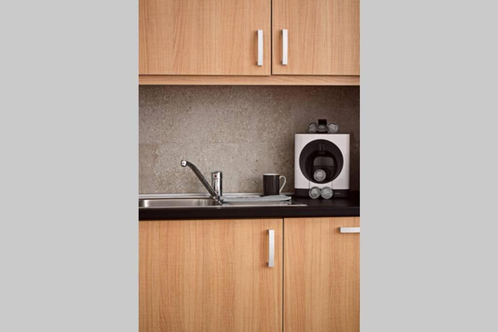 Central Budapest Apartment In Historical Building With Free Private Parking المظهر الخارجي الصورة